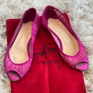 Christian Louboutin Giulian crepe satin flats - 37